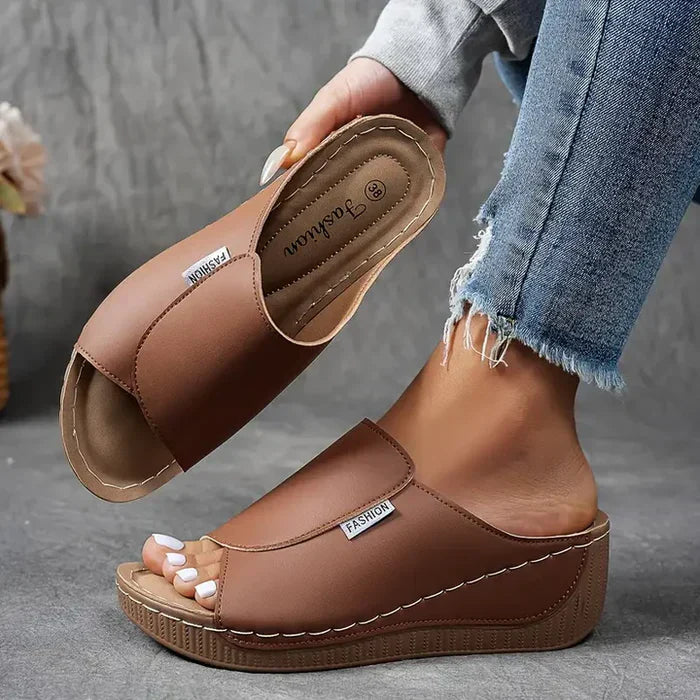 Steff – Ergonomic and Non-Slip Sandals for Pain Relief